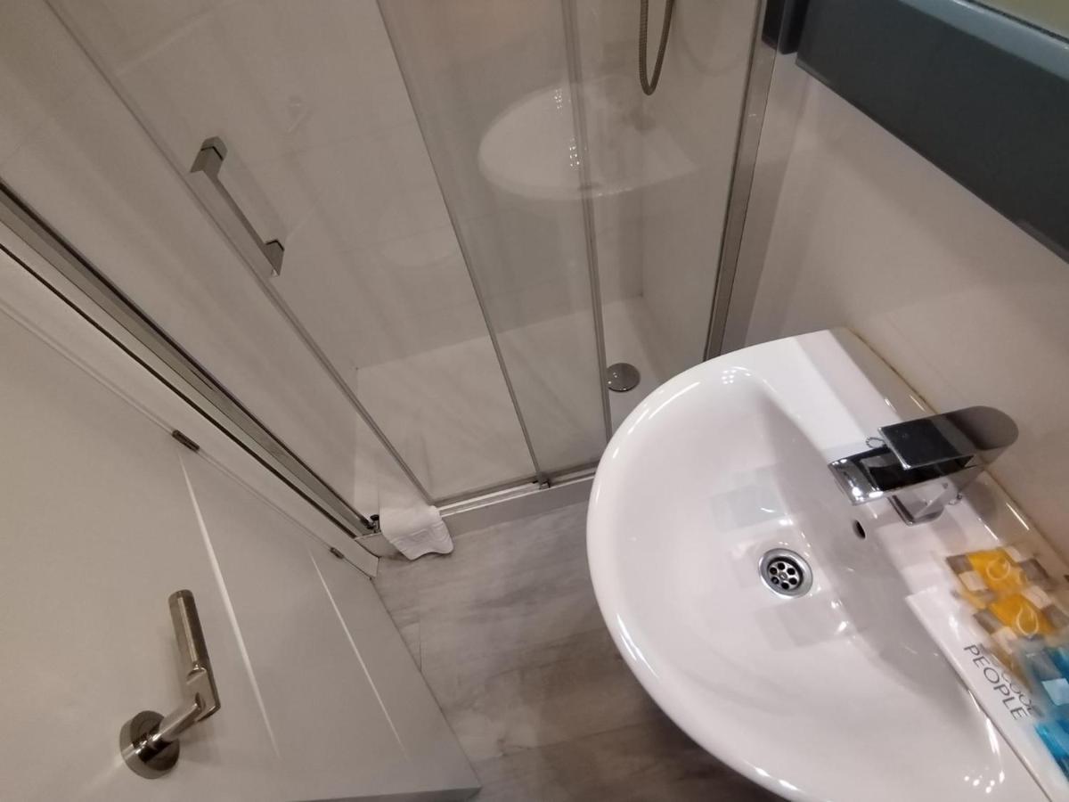 Apartamento Para 4 - Puerta Del Sol Madrid Exterior foto
